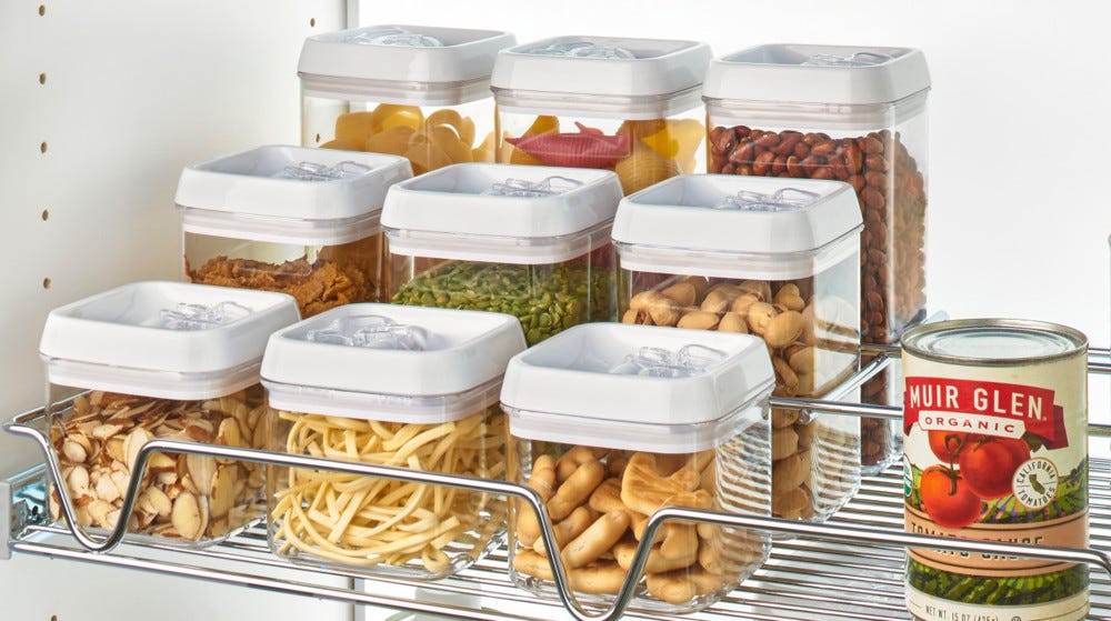 Clear Plastic Containers w/ Locking Lids Clear Plastic Containers w/ Locking Lids
