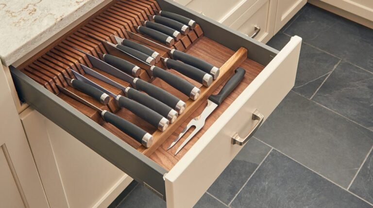 Double Knife Block