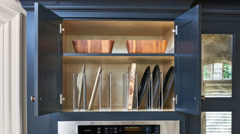 U-Shaped Tray Organizer